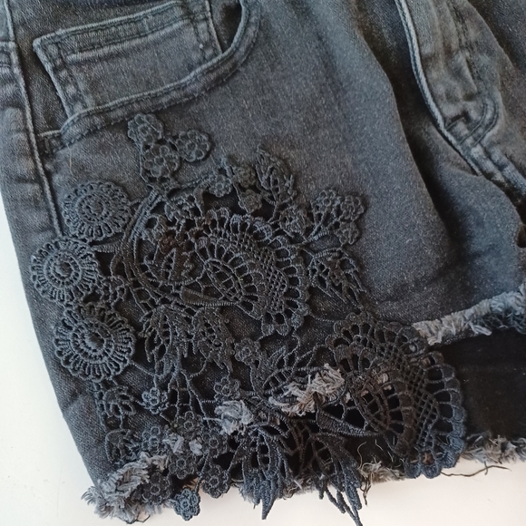 American eagle jean shorts - Picture 3 of 6